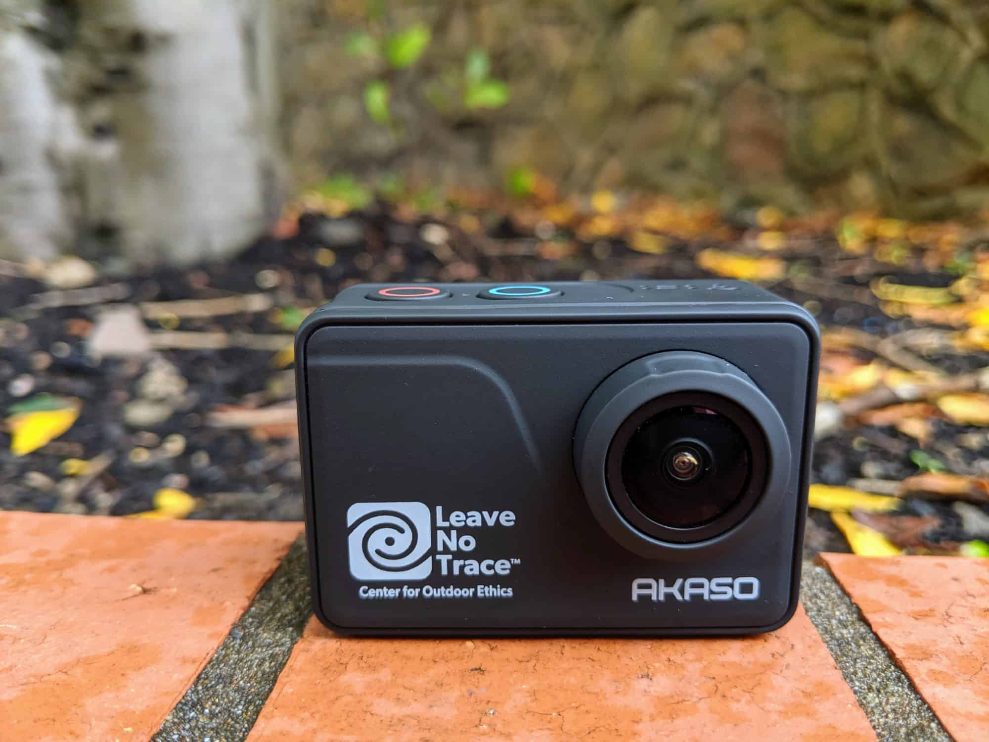 Akaso V50 Pro SE lifestyle - front