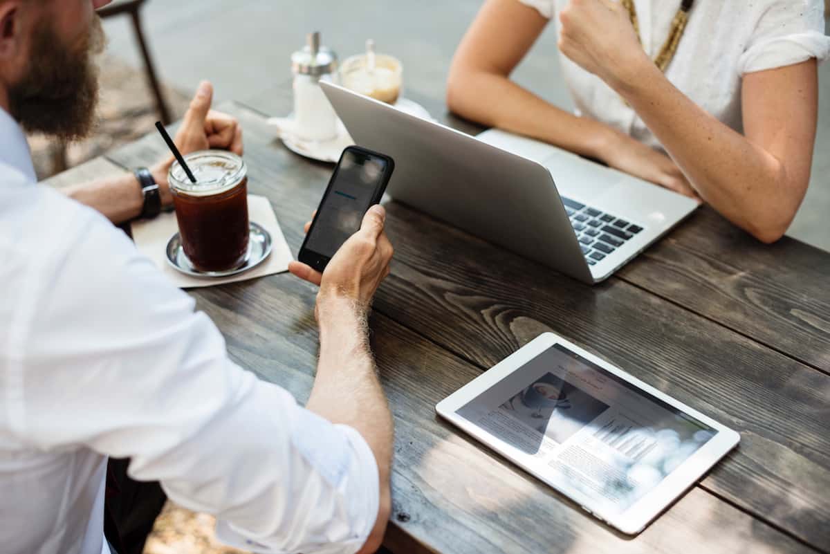 How to Keep Your Personal Information Secure When Traveling
